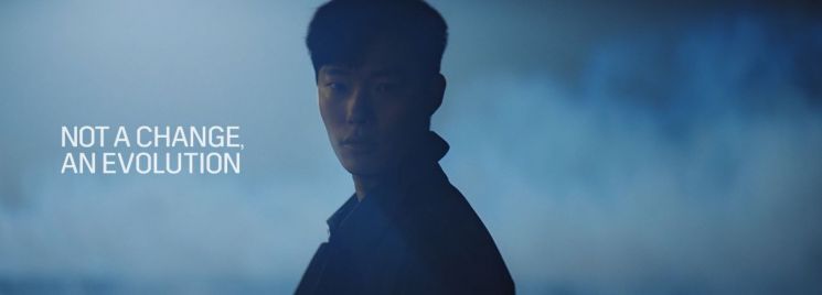 캐딜락, 배우 류준열과 플래그십 세단 '리본 CT6' TV 광고 선봬