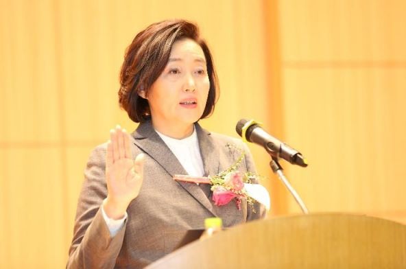 [사람人] "대한민국 미래가 여기 있다"…박영선 중기부 장관