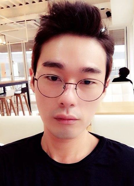 [전문] "IMF 때문? 다른 사람들도 버텼는데" 허지웅, 마이크로닷 부모 비판