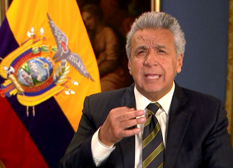 에콰도르 대통령 "어산지, 런던 대사관을 스파이센터로 만들려 해"