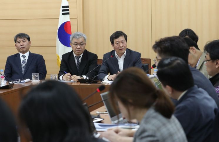 경사노위, 부대표급 위원회서 'ILO협약비준' 논의