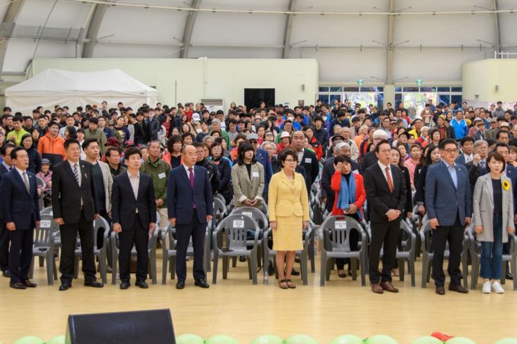 [포토]강남구의원들 제39회 장애인의 날 기념행사 참석