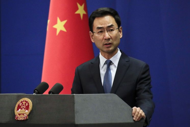 중국 정부 "미국의 中외교관 추방에 엄중 교섭 제기"