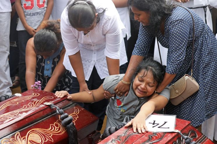스리랑카 테러 사망자 310명으로 증가…용의자 40명 체포