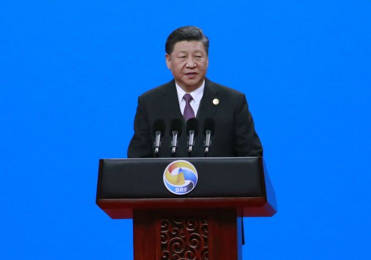 시진핑, "남중국해 中 영유권 주장 부정한 PCA 판결 인정 안 해"