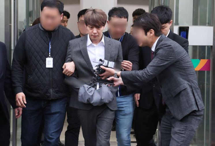 [속보] '마약 투약 혐의' 박유천, 결국 구속
