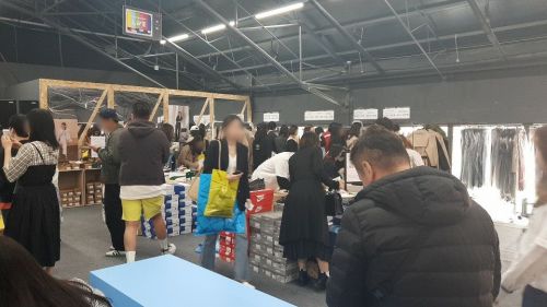 [르포] '인싸들의 패션 파티' 현장 가보니…"3시간이 금방 가요"