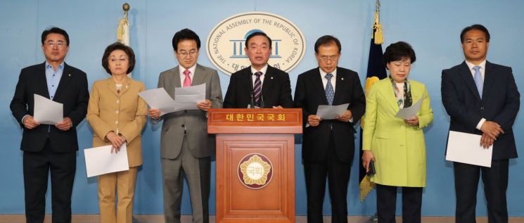 민주평화 "민주·한국, 보좌진을 싸움에 동원...'총알받이 금지법' 발의할것"