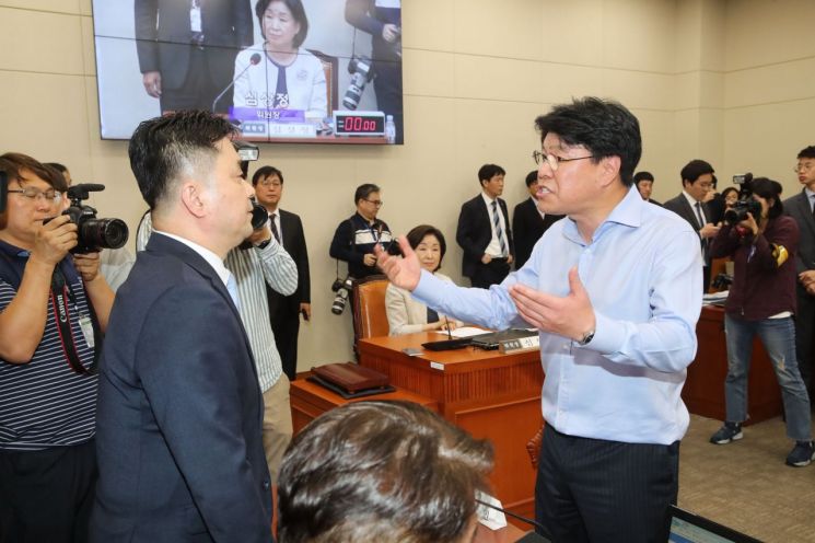 선거법·공수처법·수사권 조정, 패스트트랙 지정…한국당 표결 불참(종합) 