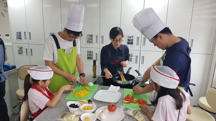 신나는 토요일! 아빠와 같이 피자 만들어요!