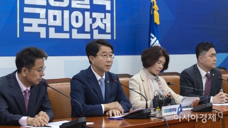 조정식 "지하철 증편 등 만일의 사태 대비…버스 파업 자제 호소" 