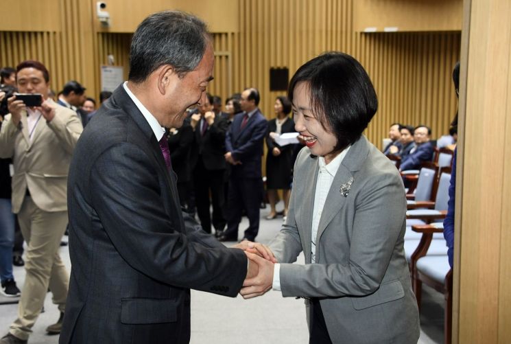 윤준병 서울시 행정1부시장 퇴임...고향 정읍서 금뱃지 도전! 