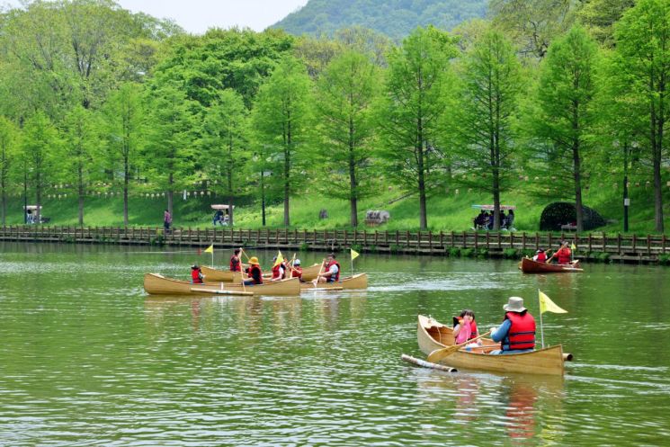  [포토] 담양대나무축제서 즐기는 ‘대나무 카누’ 체험