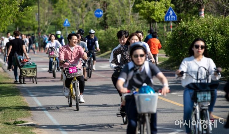 정부, '야간 안전도로 조성' 등에 10억원 지원…자전거도시 브랜드화 사업 