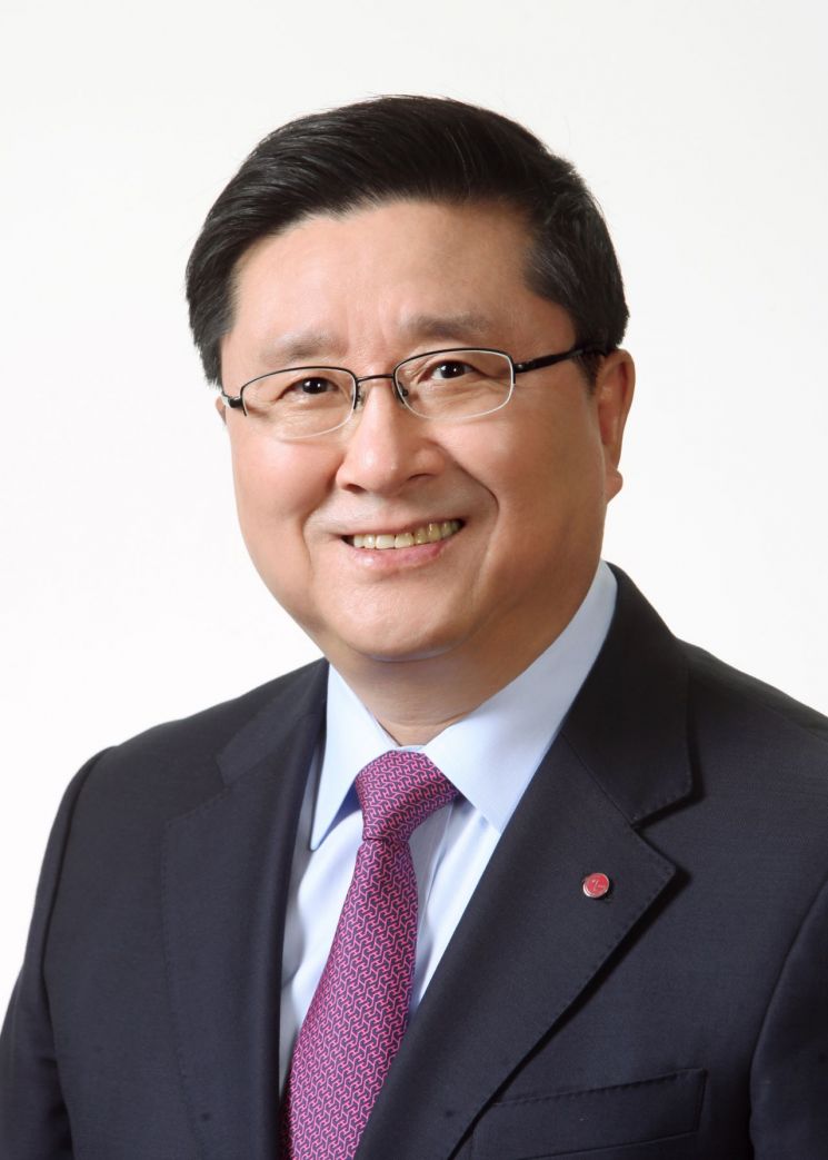 한상범 LGD 부회장 "5G 시대, OLED가 제격"