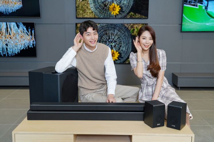 [포토]삼성전자, QLED TV 와 사용하면 더 좋은 사운드바 출시   