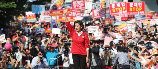 한국당 여성 의원들 "與, 야당 원내대표 죽이기에 혈안"