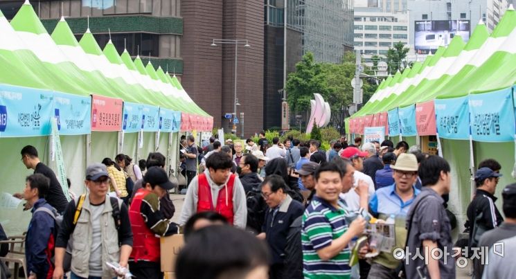 [포토]구직자들로 붐비는 2019 취약계층 일자리 박람회