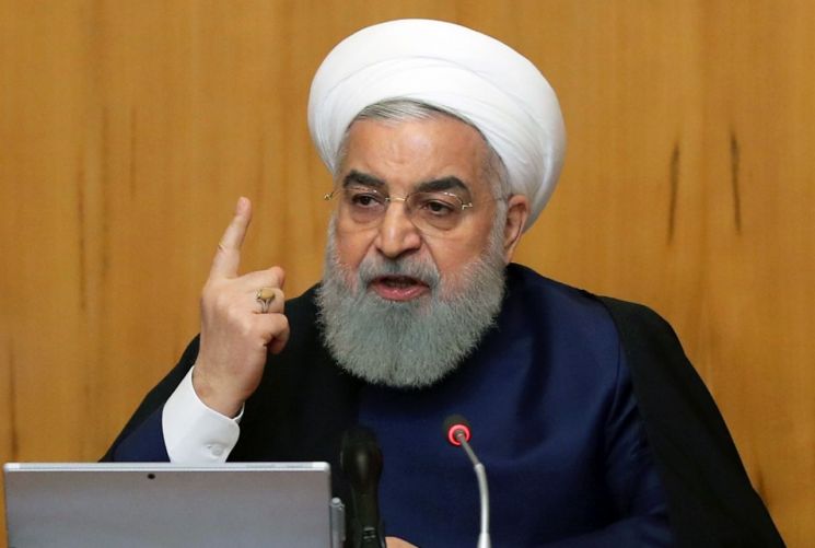 이란 "핵협정 중 일부 공식 중단"