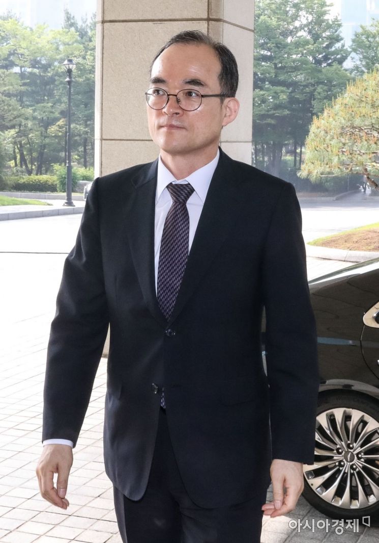 [포토]검경 수사권 조정 입장 발표 앞둔 문무일 검찰총장