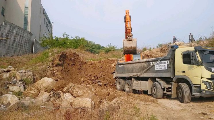 경기도내 '쓰레기 산' 15개 시·군 66곳…연내 처리한다