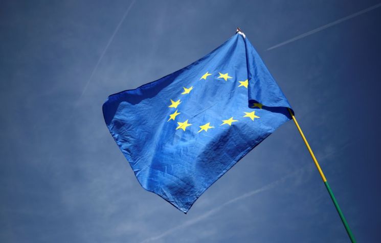 EU, 외환시장서 공모한 은행 5곳에 1.4조원 과징금