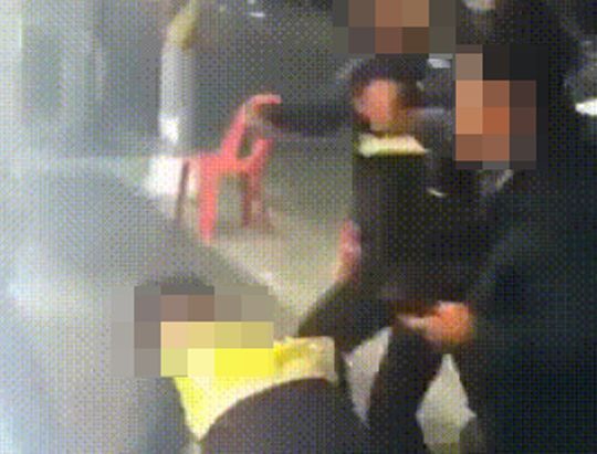 술집서 경찰 뺨 때리고 밀친 중년 남성 2명 구속