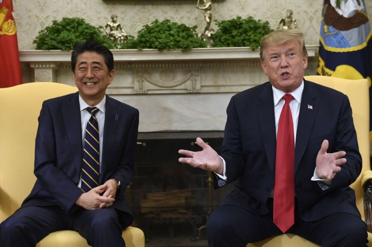 아베 신조 일본 총리와 도널드 트럼프 미국 대통령 (사진=연합뉴스)