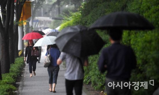 [오늘날씨] 전국 흐리고 오전부터 비내려