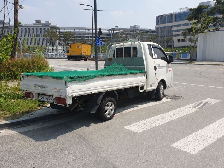 불법 주정차 앱으로 5만6688건 잡았다…'4대 불법 주정차 주민신고제'