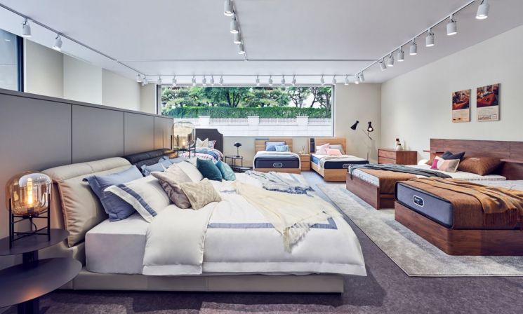 시몬스, '테크니컬 존' 갖춘 서울 도곡점 개장