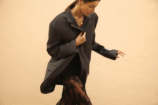 타임, 글로벌 패션 아이콘 '줄리 펠리파스' 컬래버레이션 라인 출시