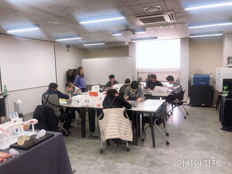 [메이커스페이스를 가다]1세대 메이커스페이스 '글룩'…작품으로 입소문