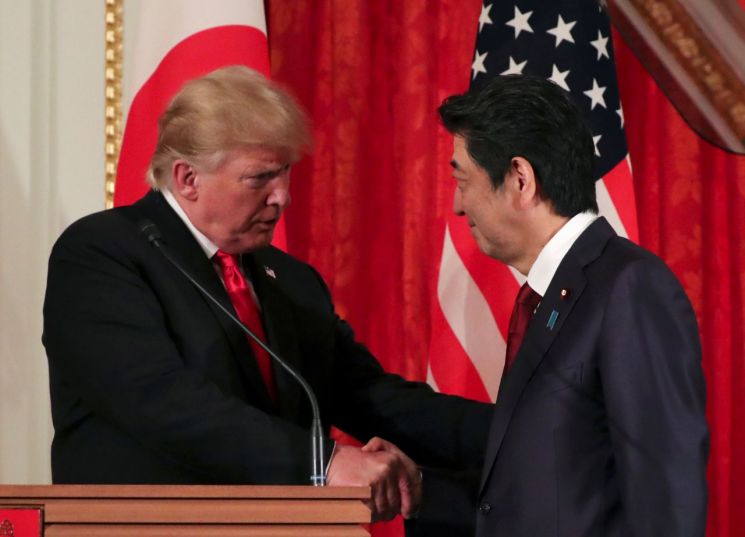 트럼프, 'TPP 불참' 강조…일본과 무역불균형 해소할 것"(종합)