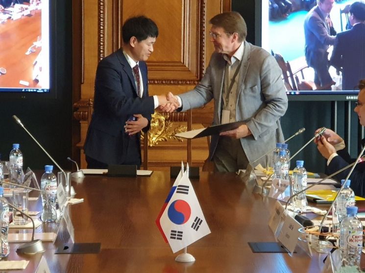 경기도 러 최대 SW개발기업協과 '파트너십 협약'