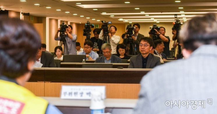 [포토]최저임금 심의 관련 공청회 참석한 박준식 위원장