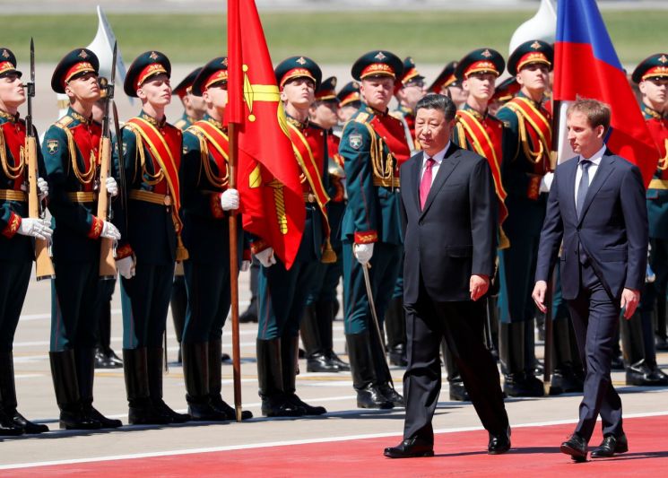 美·中 무역전쟁 격화…시진핑, 러시아와 관계 다지기 나섰다