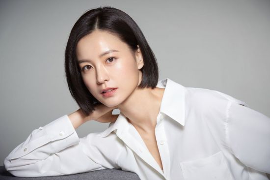 에이블씨엔씨 셀라피, 전속모델에 배우 정유미 "2030女 호감도 높아"