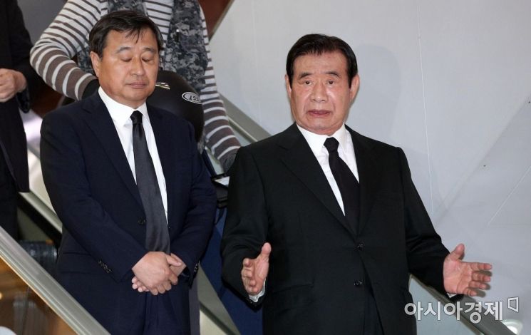 [포토] 빈소 들어서는 한광옥 전 의원