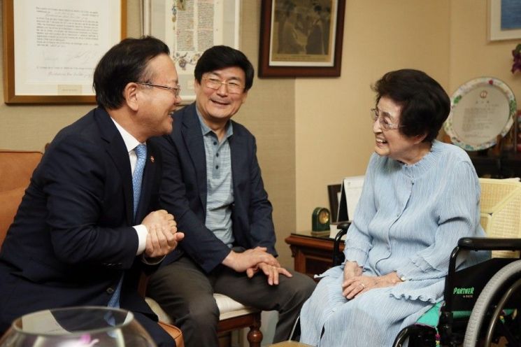 더불어민주당 전남도당, 이희호 여사 별세 깊은 애도와 추모의 뜻 밝혀