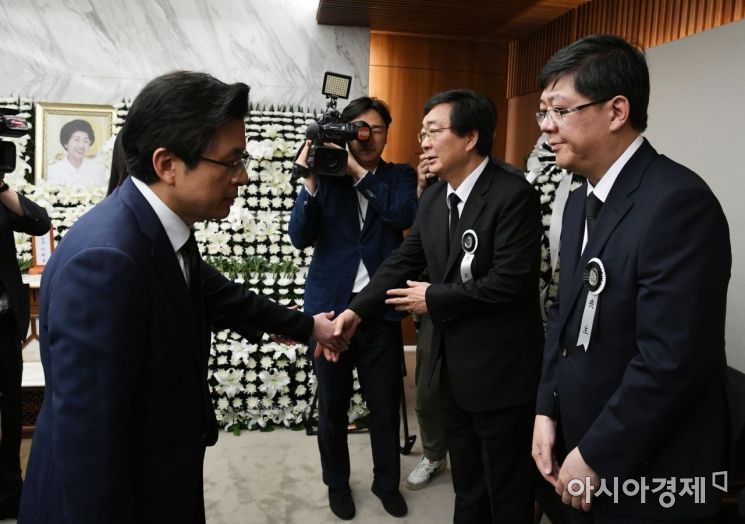 [포토] 고 이희호 여사 빈소 찾은 황교안