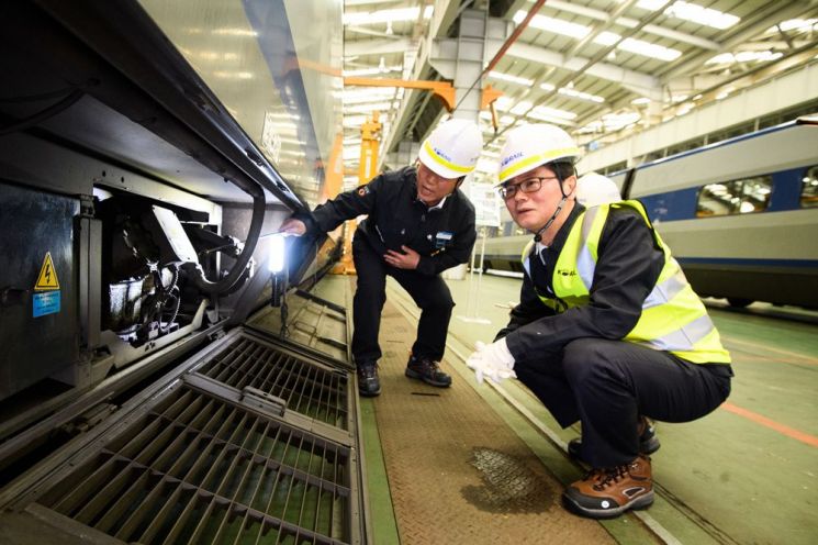 [포토] 코레일 손병석 사장, 무더위 대비 KTX 냉방장치 등 점검