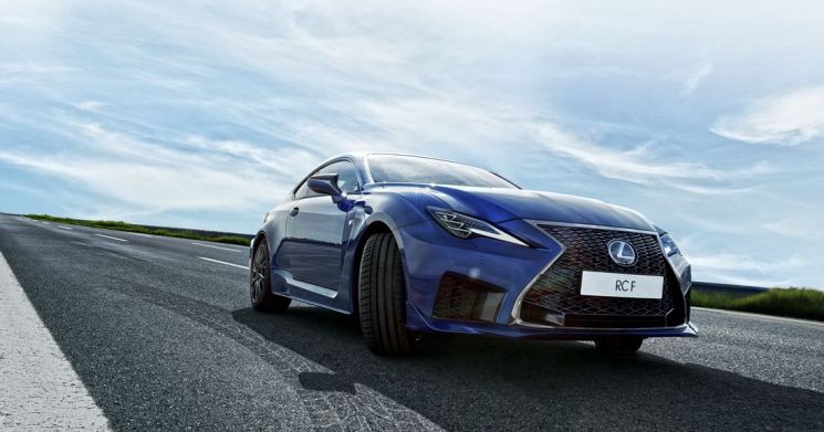 렉서스, '479마력' 고성능 스포츠카 RC F 출시