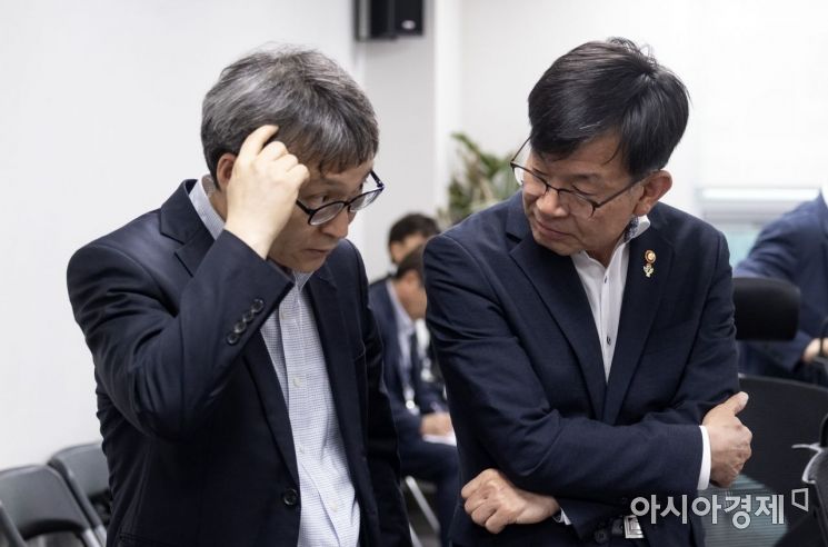 [포토] 정무위 당정 참석한 김상조 위원장