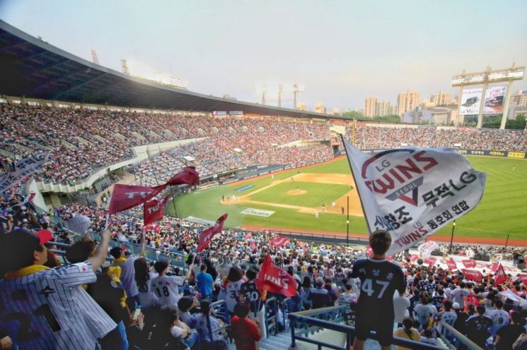 현대홈쇼핑 "LG트윈스 홈경기 파격가로 만나세요"