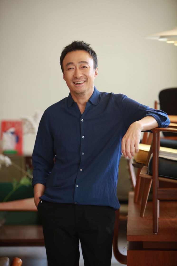 [인터뷰⑤]이성민" 내 안에 '비스트'? 별로 없지만, 점점 한수 닮아가"