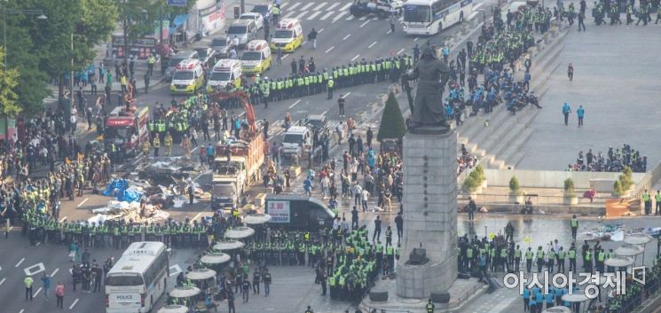 [포토]대한애국당 천막 철거