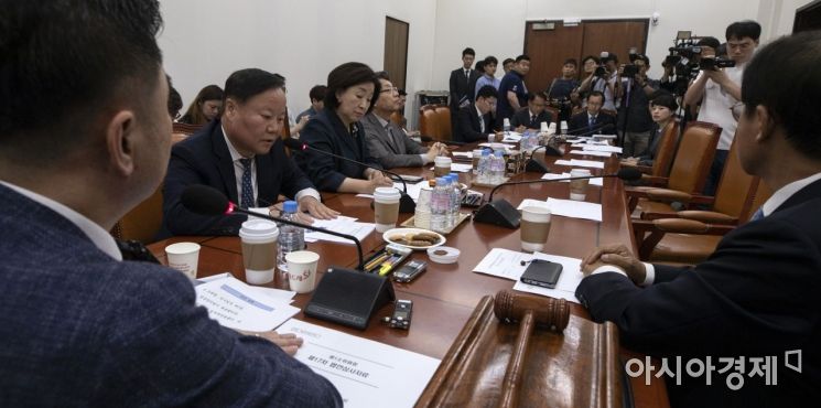 [포토] 의사진행 발언하는 김재원 의원
