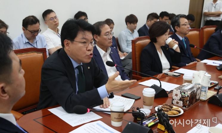 [포토] 발언하는 장제원 의원