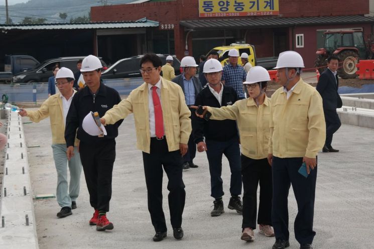 장성군의회, 심층 업무 보고로 내실 다져